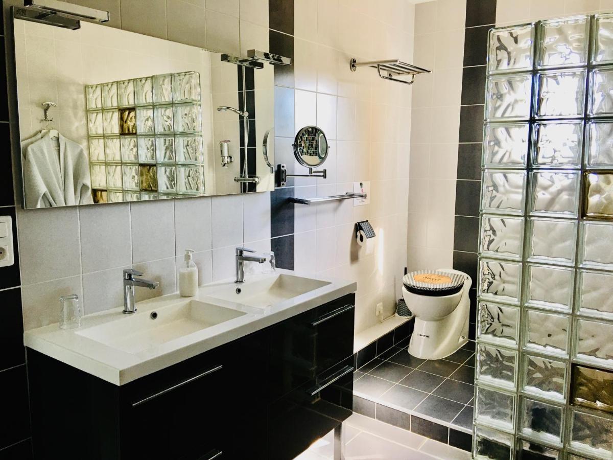 La Villa Mediterranee Wellness Spa Piscine Saint-Drezery 外观 照片