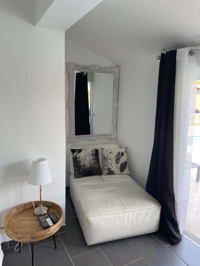 La Villa Mediterranee Wellness Spa Piscine Saint-Drezery 外观 照片